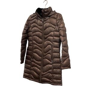 Andrew Marc puffer down long jacket. Size small